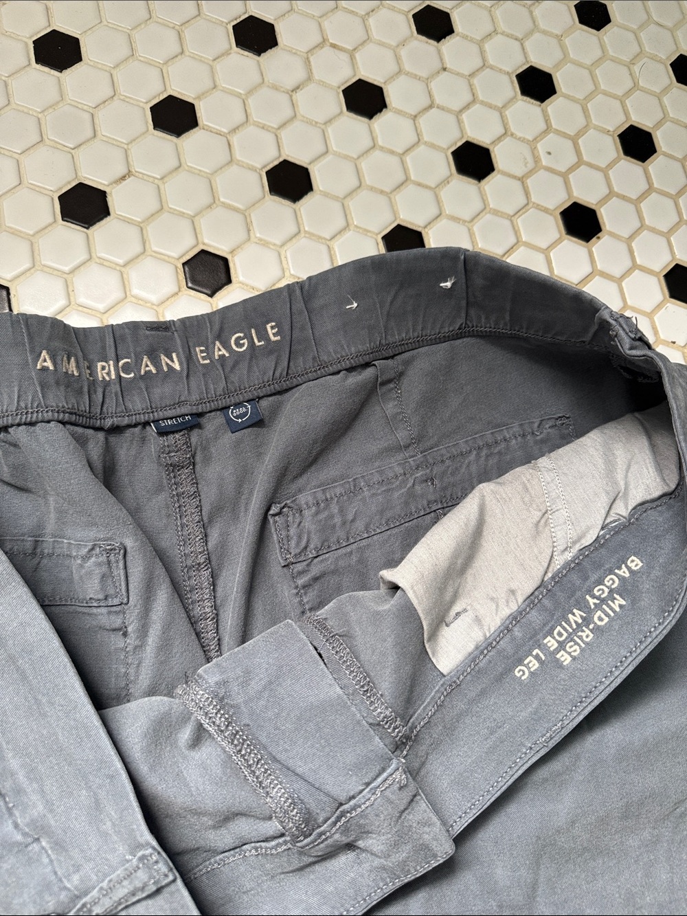 American Eagle Outfitters Wide Leg Cargo Pants in Gray - Picture 2 of 4